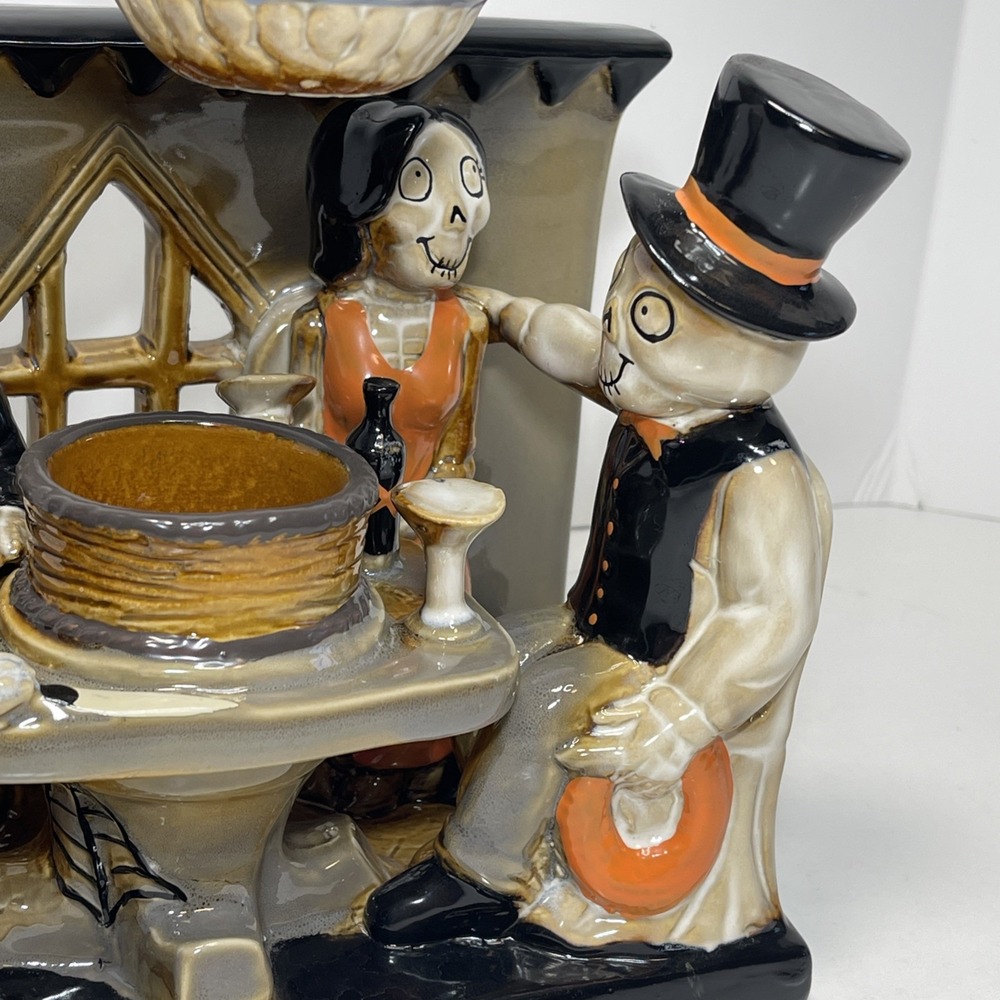 Yankee Candle 2017 Boney Bunch A Little Party Never Killed Tart Warmer RARE HTF - Picture 3 of 16